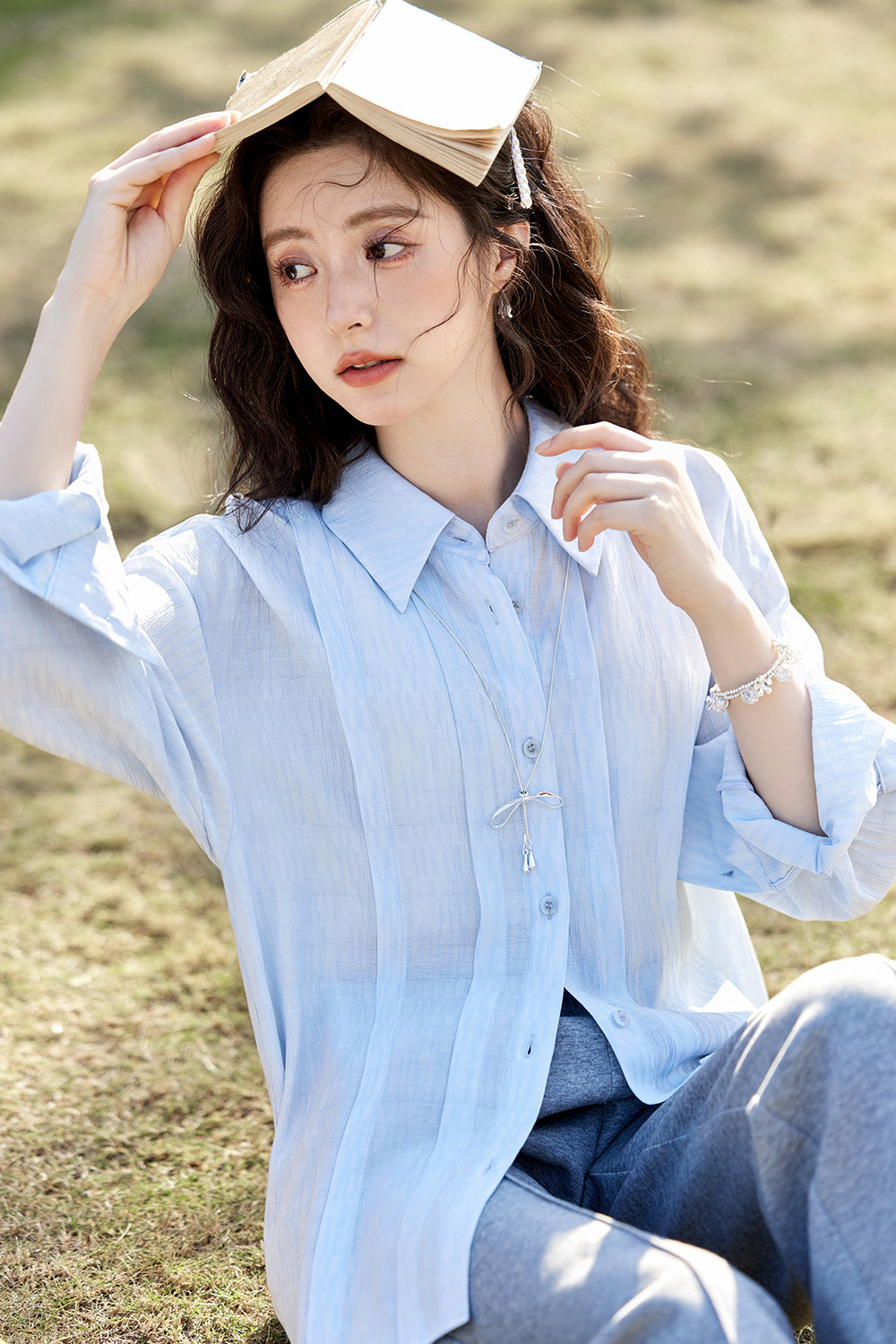 女性用シャツ