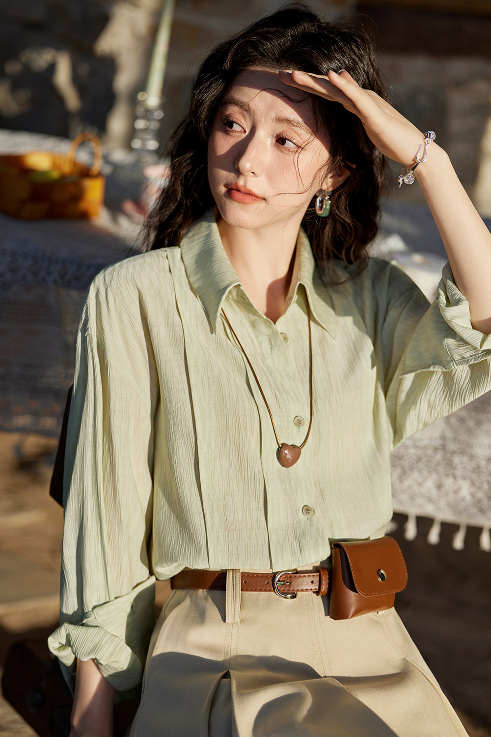 女性用シャツ