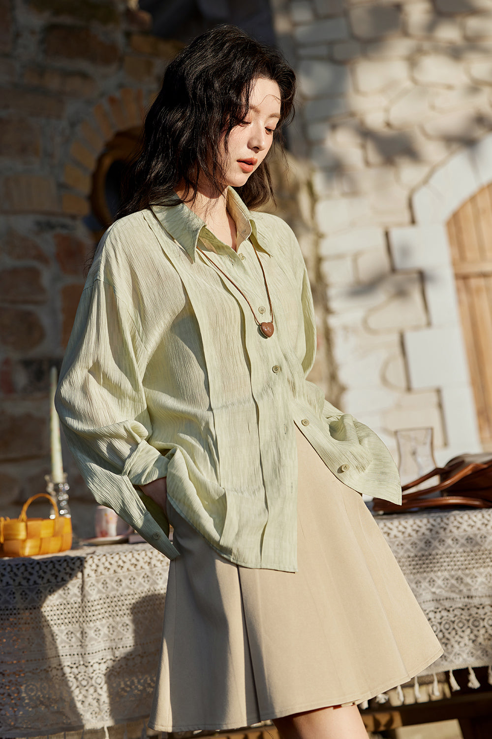 女性用シャツ