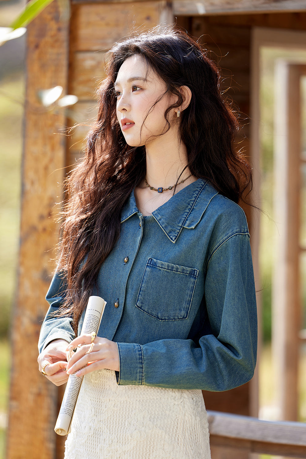 女性用シャツ
