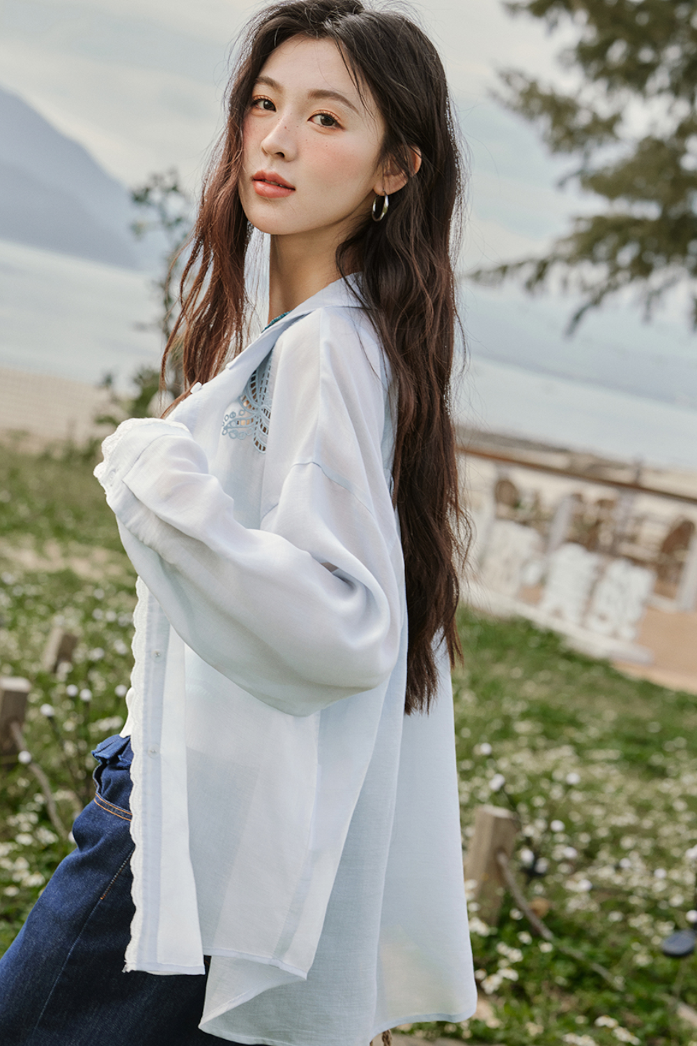 女性用シャツ