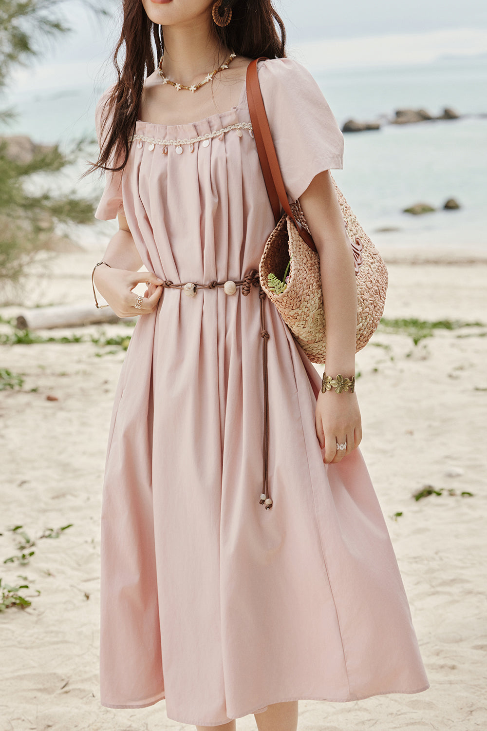 Gaun Maxi A-line untuk Wanita