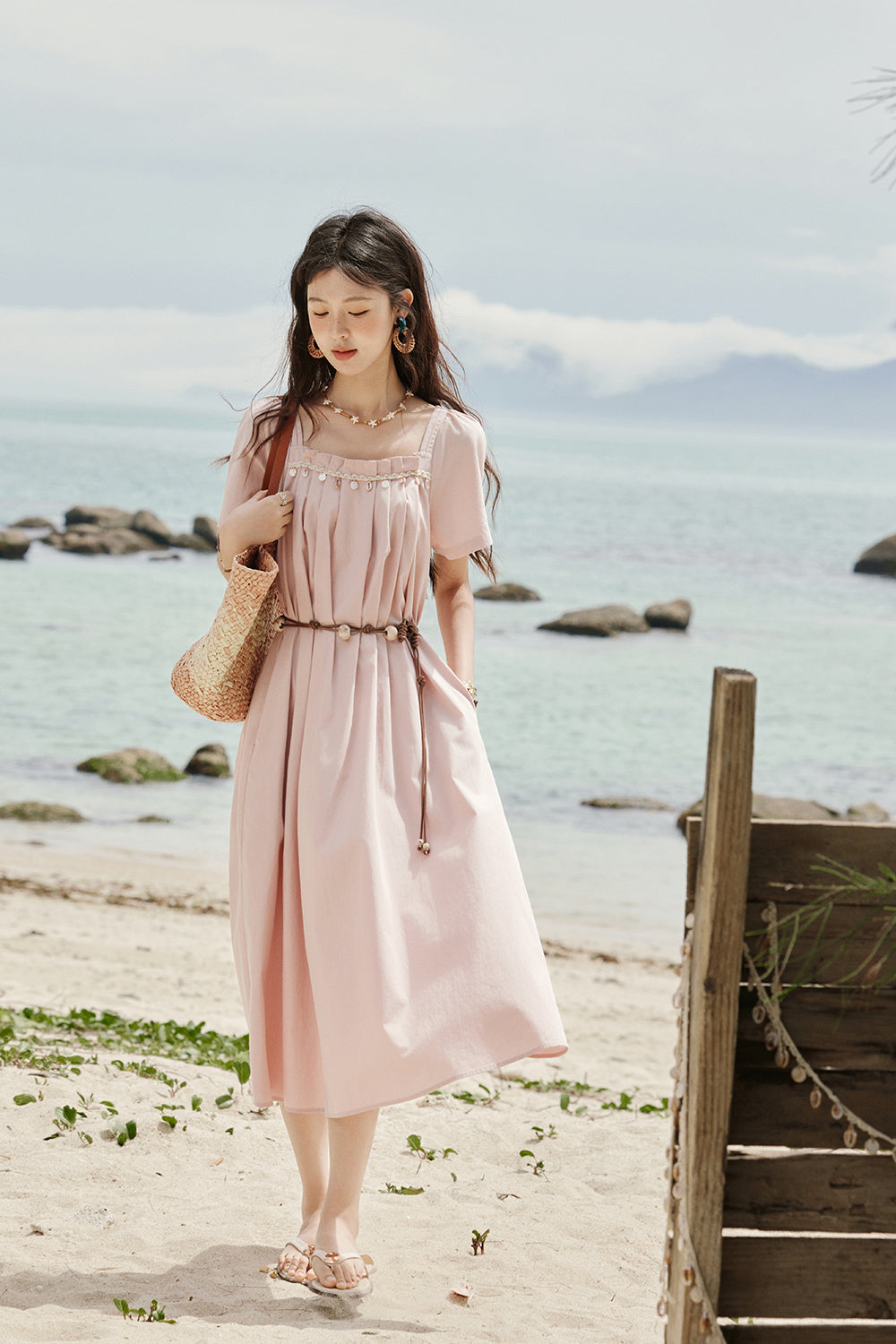 Gaun Maxi A-line untuk Wanita