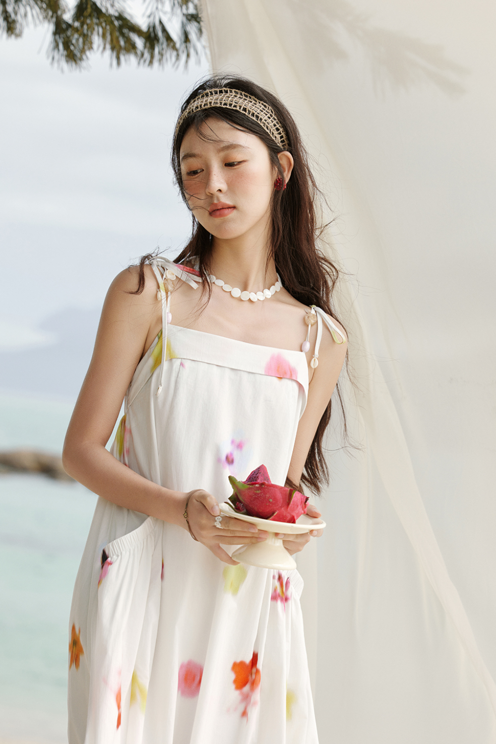 Gaun Tali Spaghetti untuk Wanita