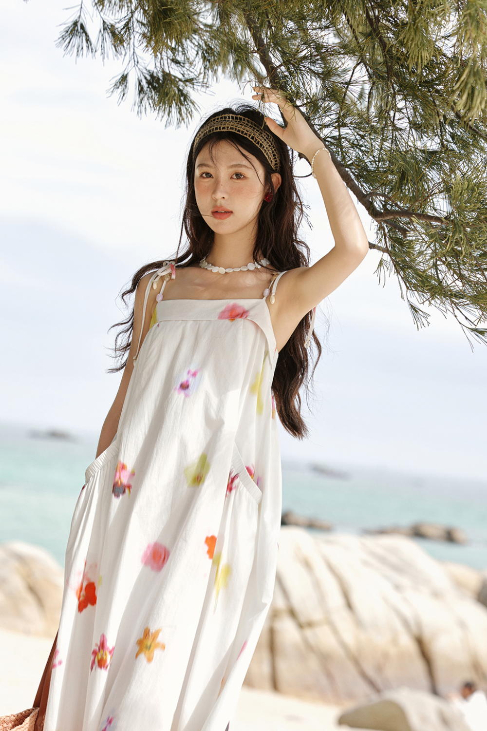 Gaun Tali Spaghetti untuk Wanita