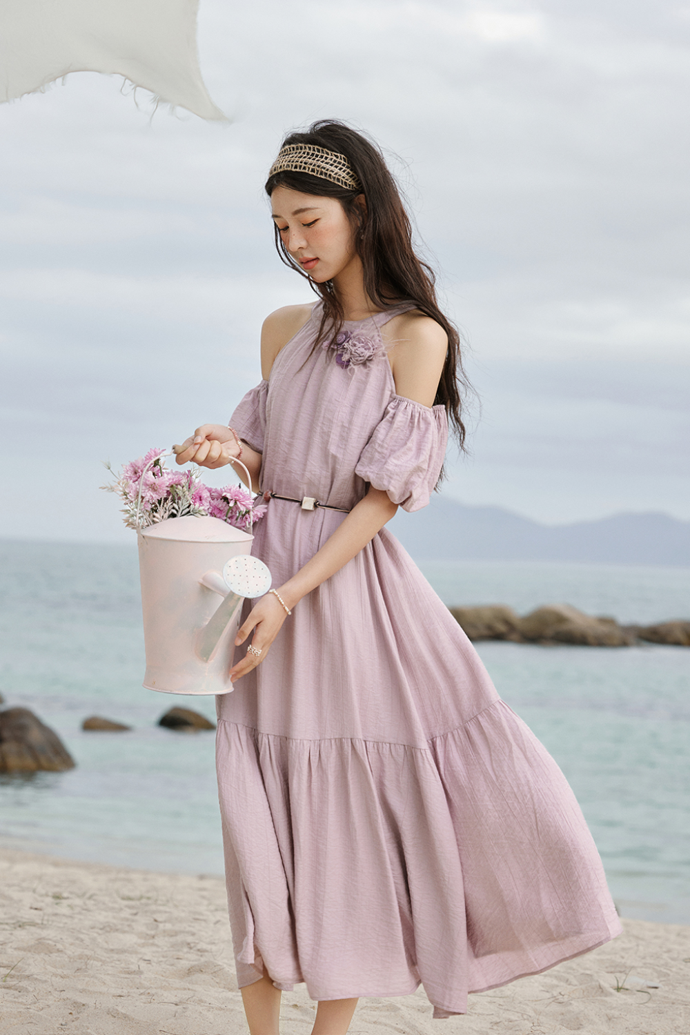 Gaun Bahu Terbuka untuk Wanita