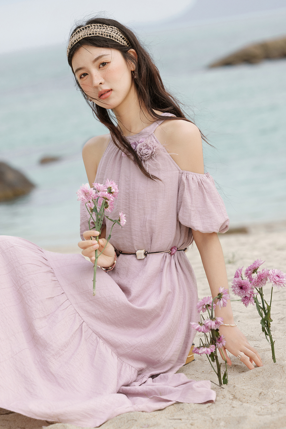 Gaun Bahu Terbuka untuk Wanita