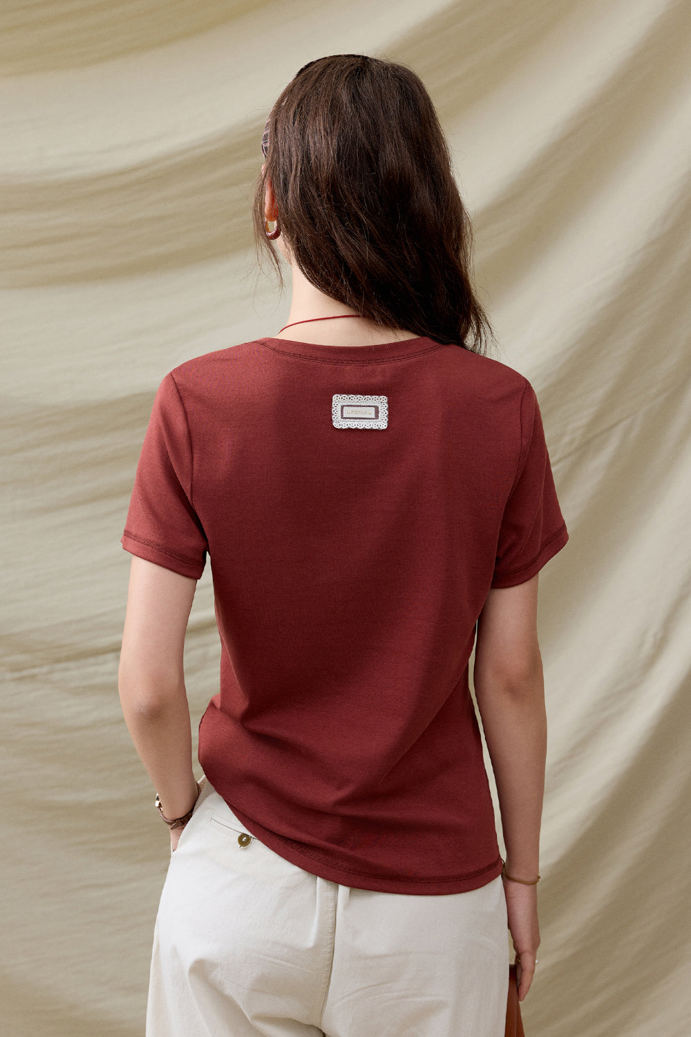 T-shirt untuk Wanita