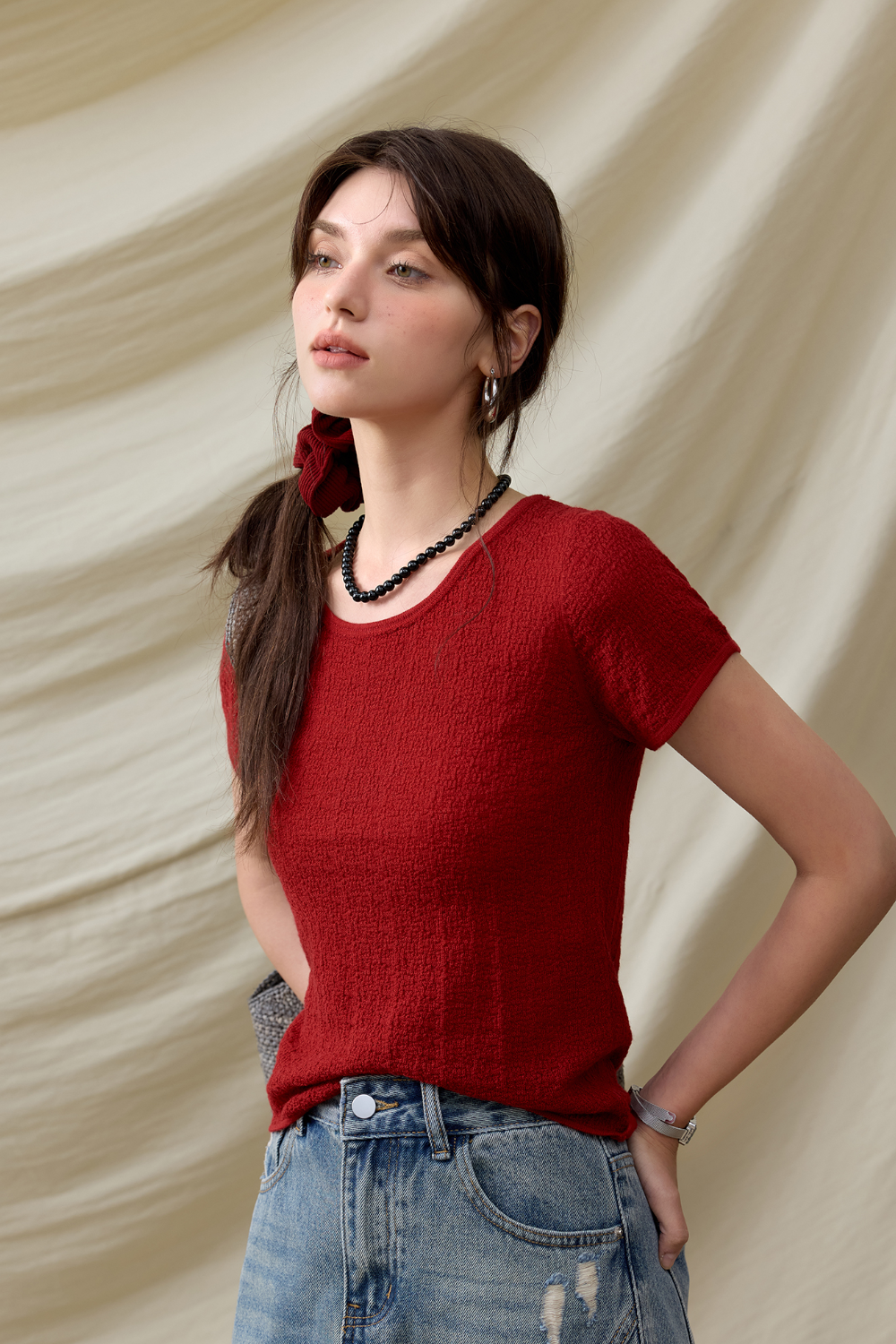 Kaos Rajut untuk Wanita