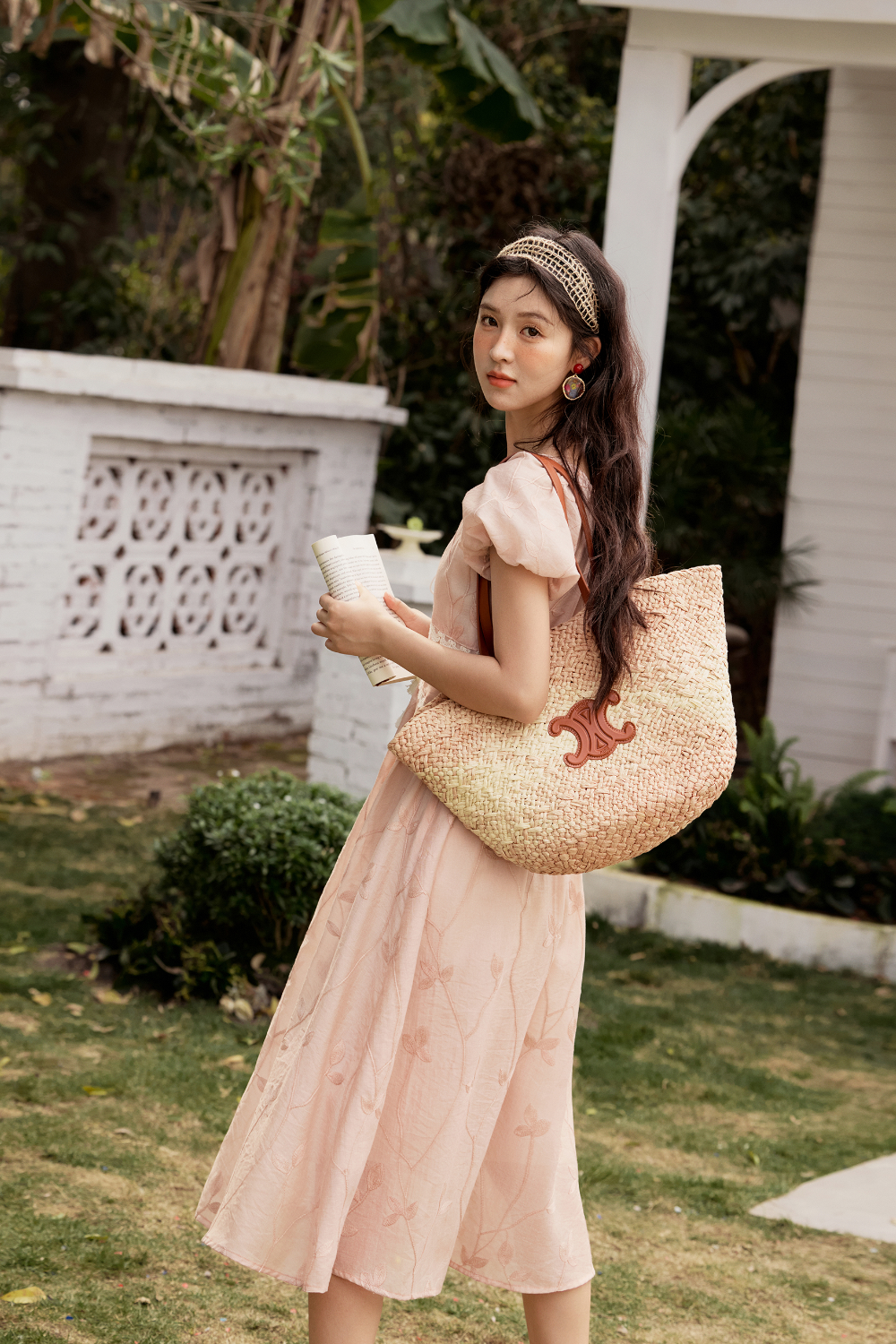 Gaun Maxi A-line untuk Wanita