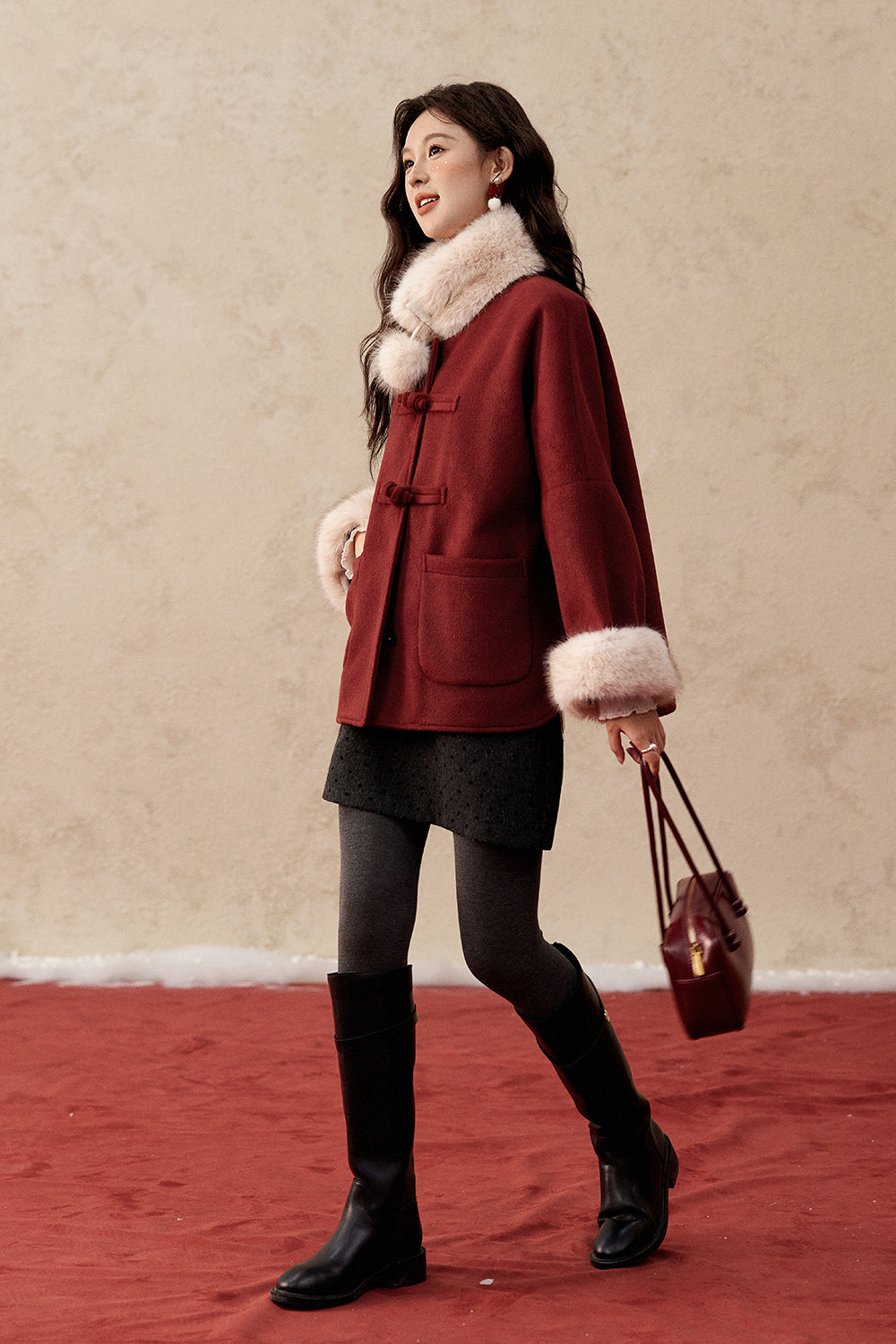 เสื้อโค้ทผ้าขนสัตว์สำหรับผู้หญิง