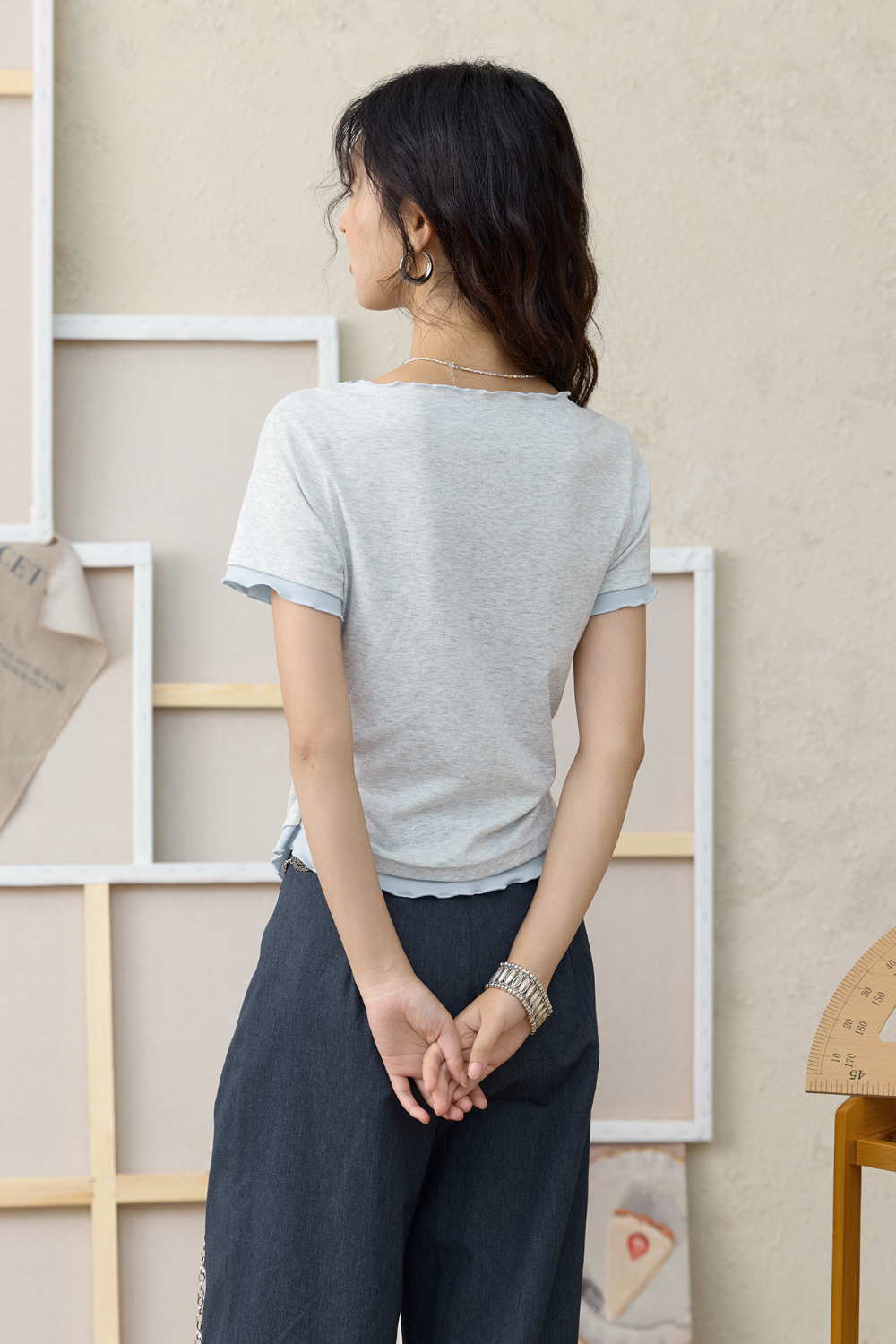 女性のためのTシャツ