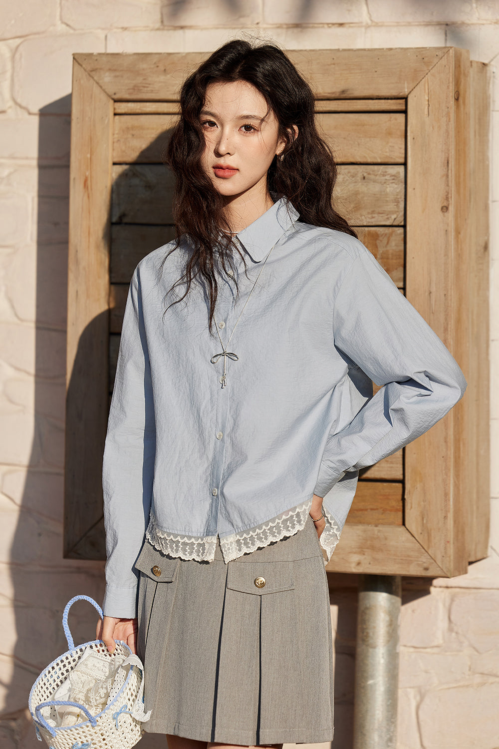女性用シャツ