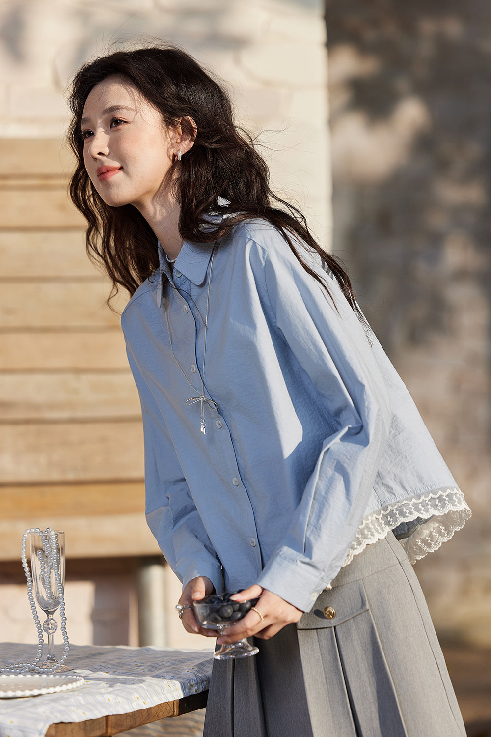 女性用シャツ