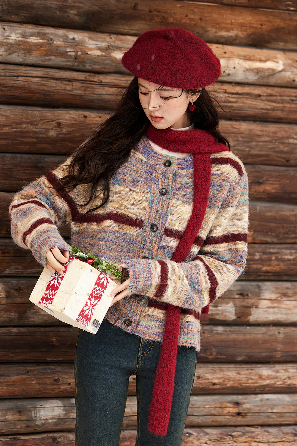 เสื้อถักสำหรับผู้หญิง