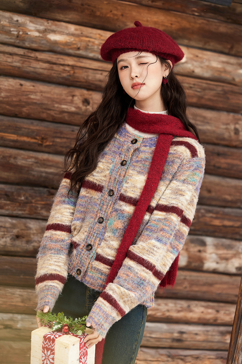 เสื้อถักสำหรับผู้หญิง