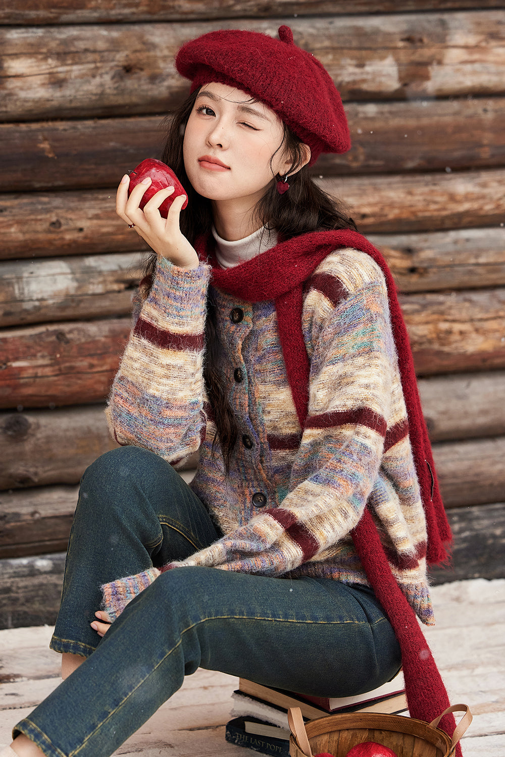 เสื้อถักสำหรับผู้หญิง