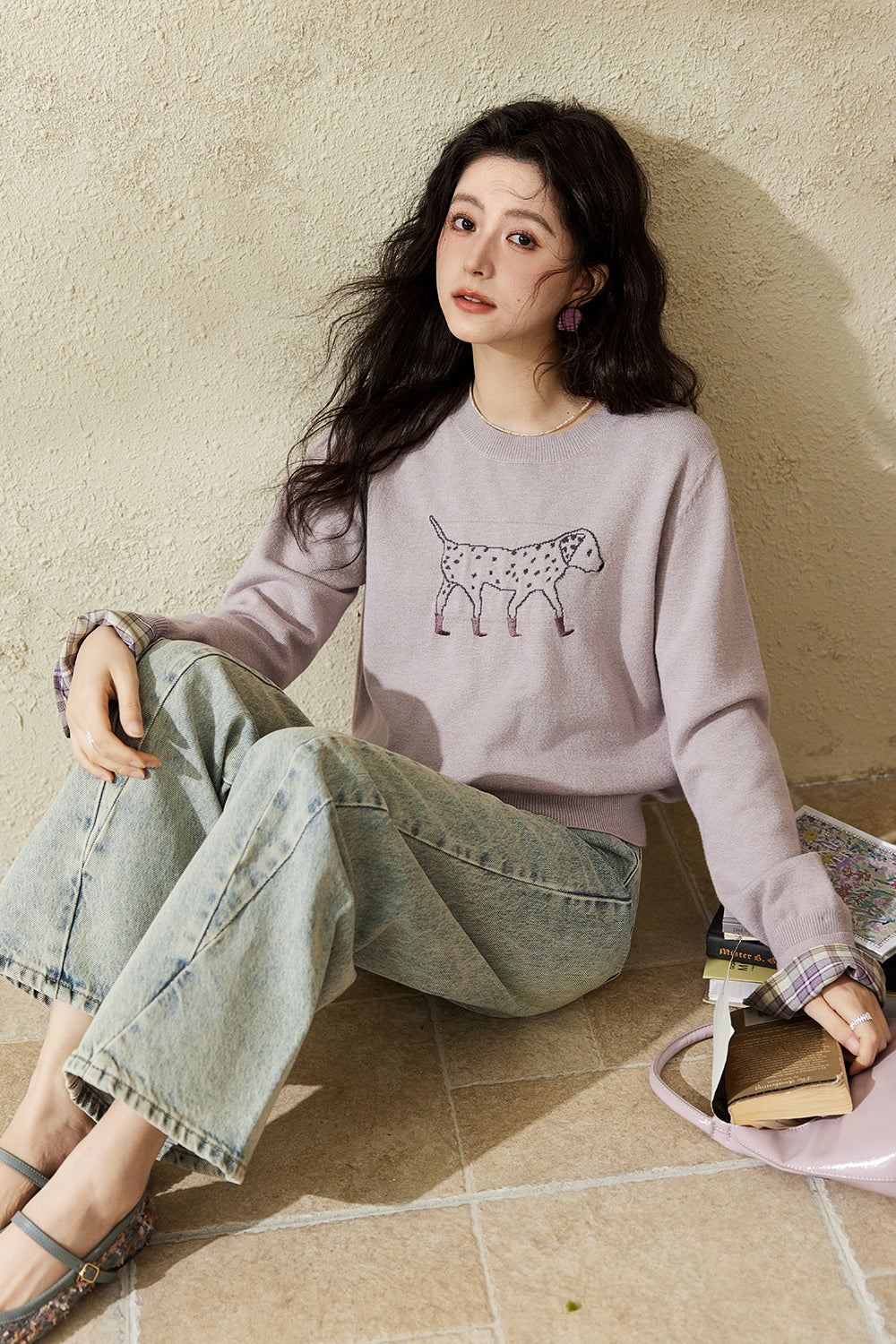 女性のためのニットシャツ