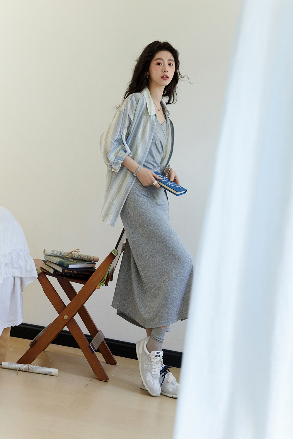 女性用シャツ