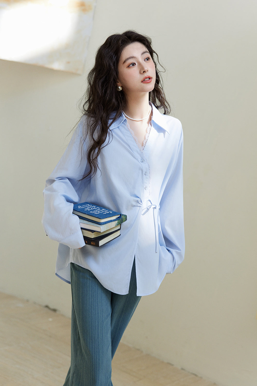 女性用シャツ