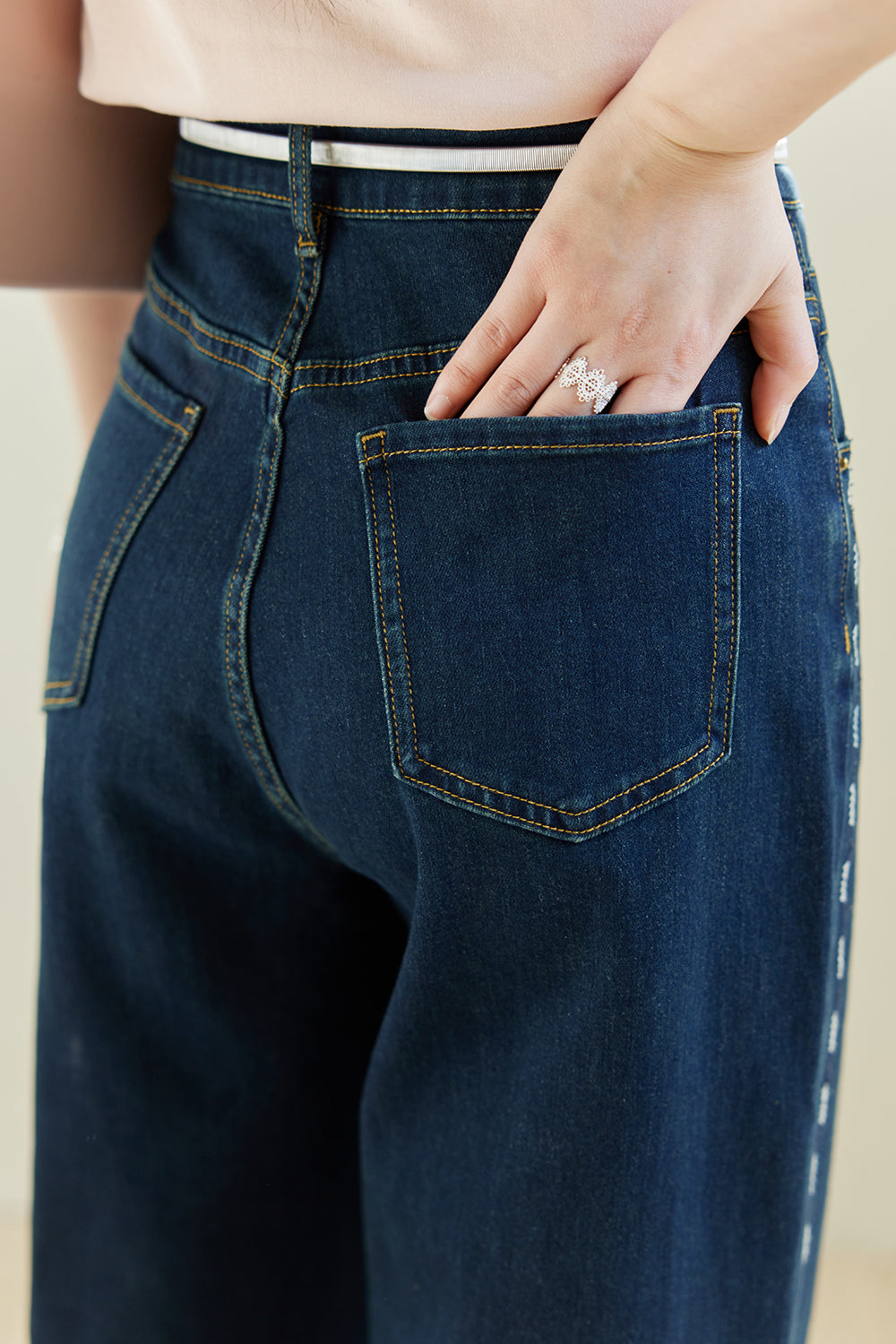 Quần bò denim cho nữ