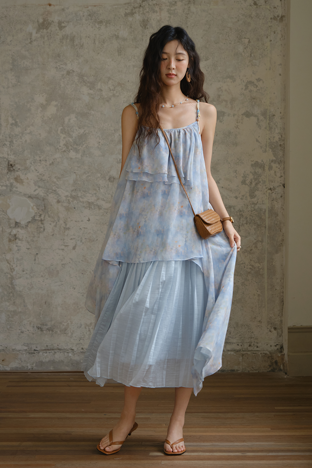 Gaun Tali Spaghetti untuk Wanita