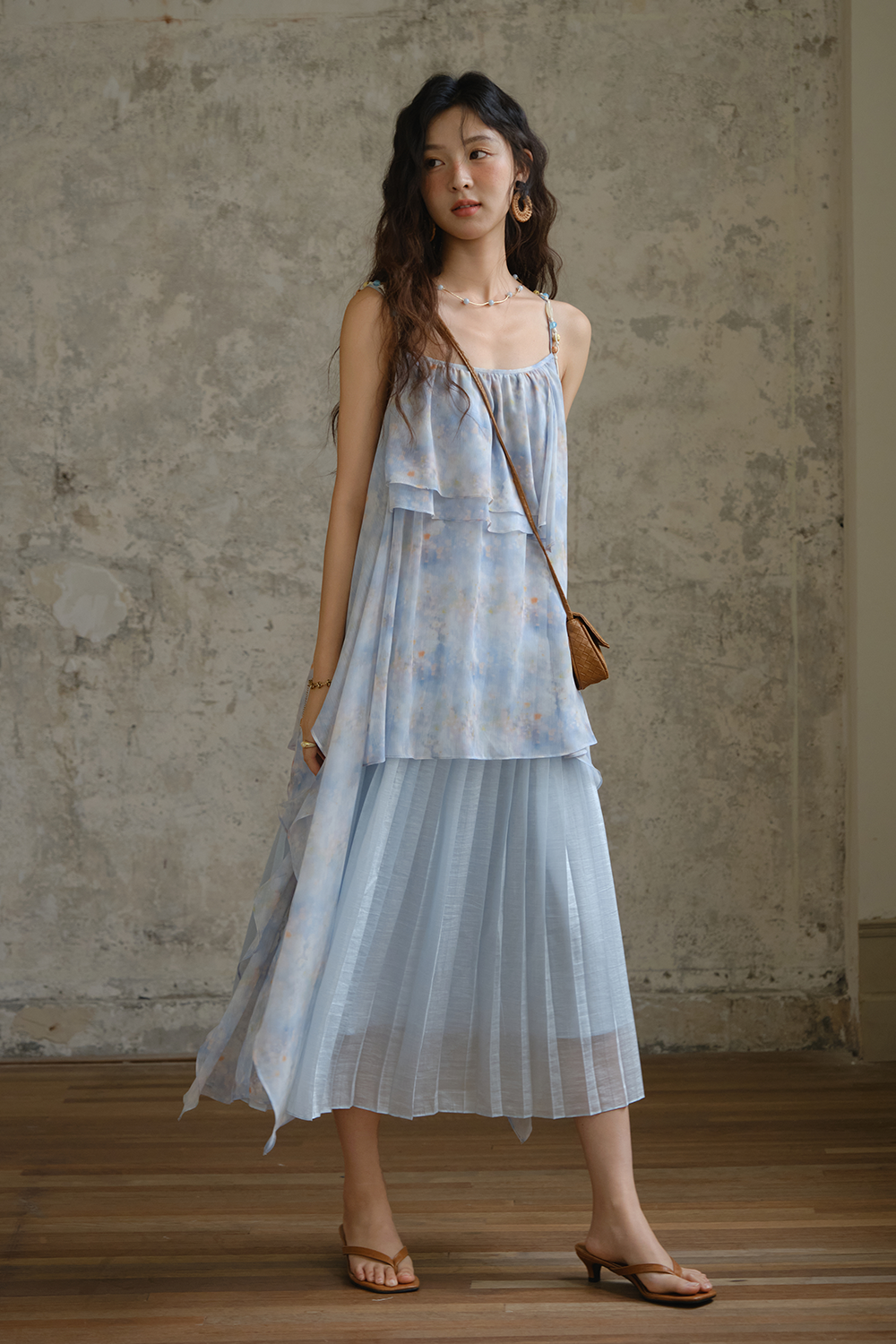 Gaun Tali Spaghetti untuk Wanita