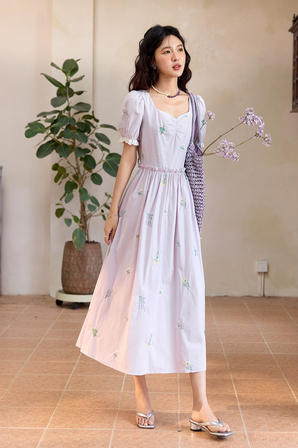 Gaun Maxi A-line untuk Wanita