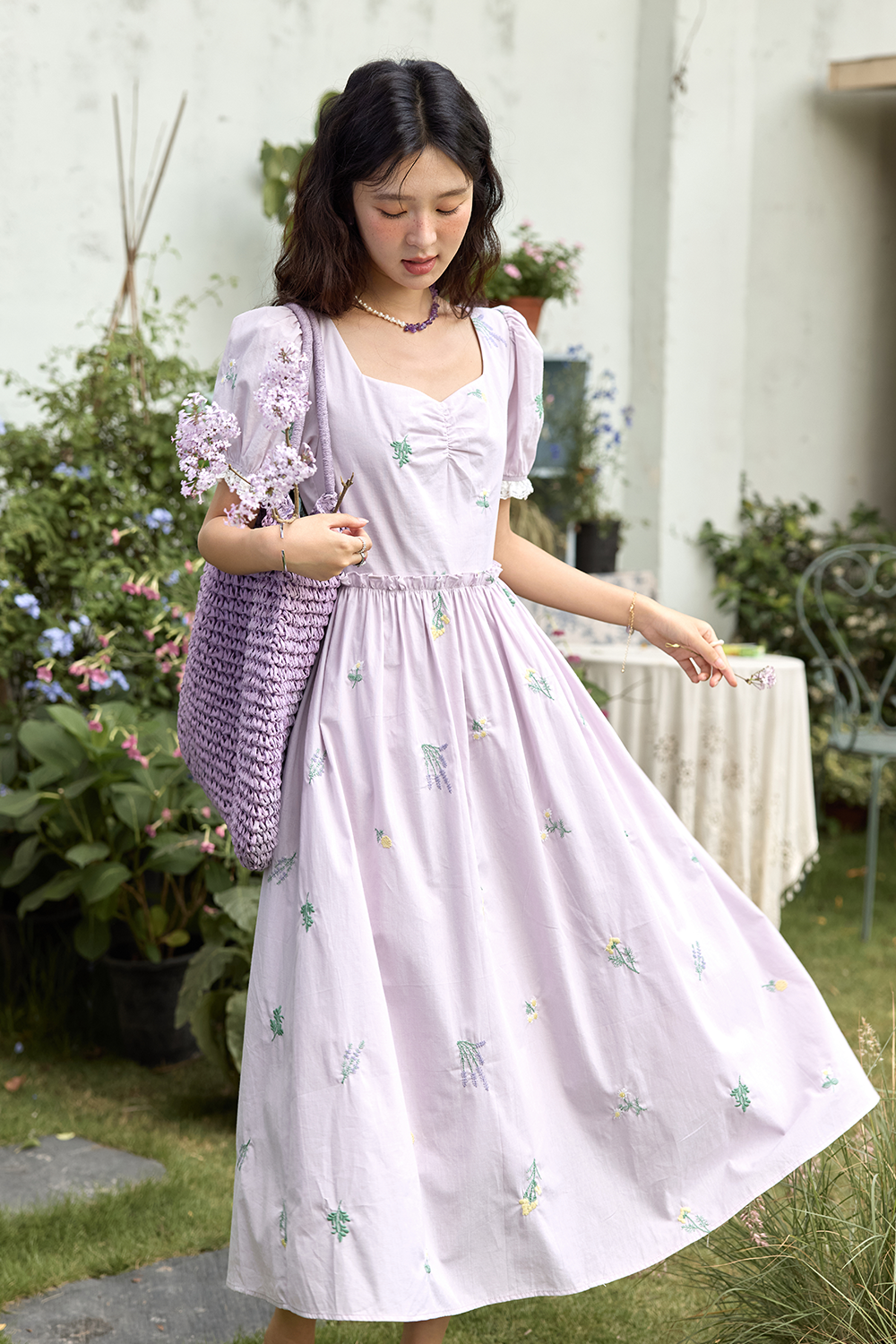 Gaun Maxi A-line untuk Wanita