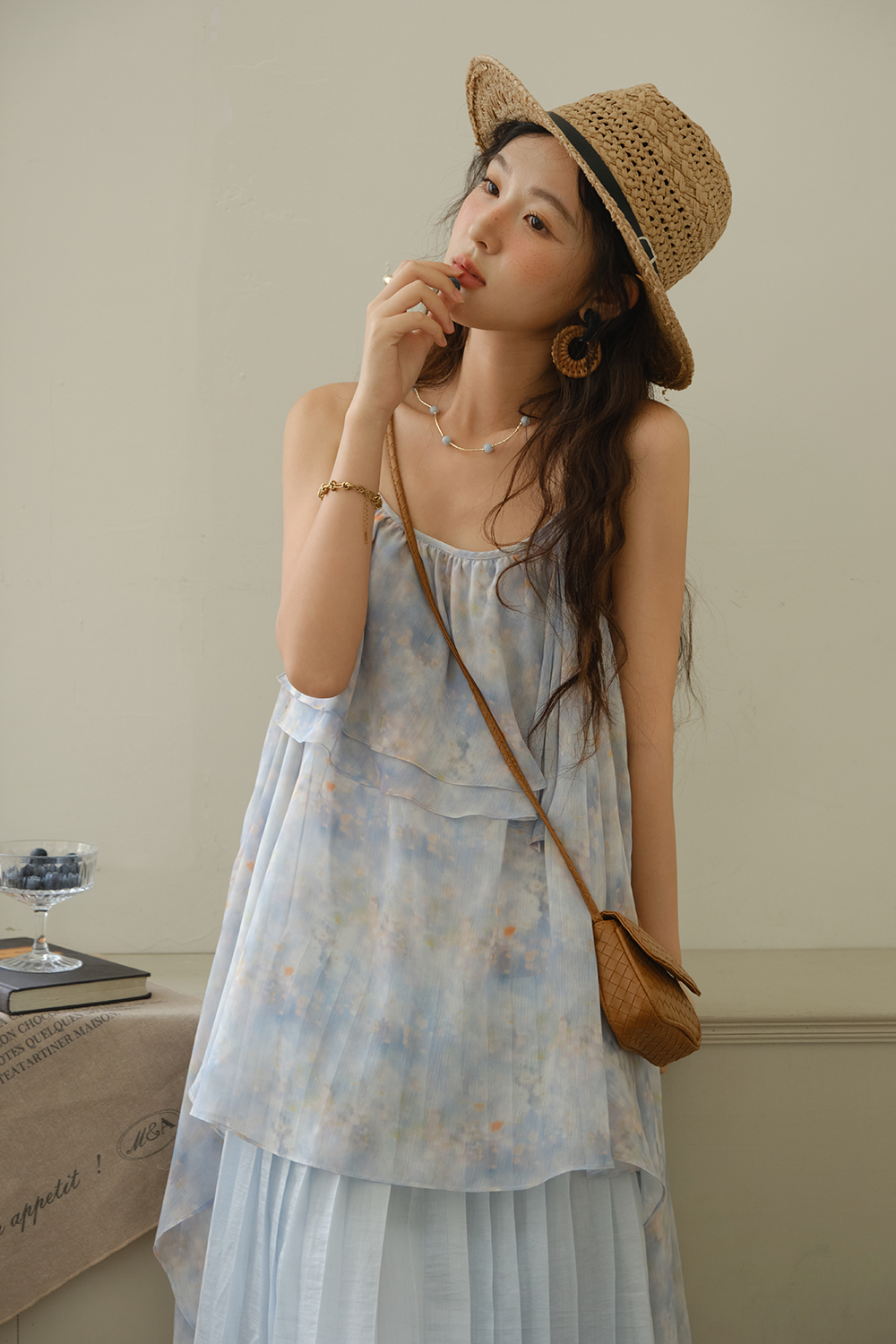 Váy dây mảnh cho nữ