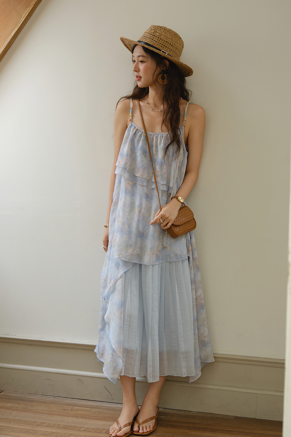 Gaun Tali Spaghetti untuk Wanita