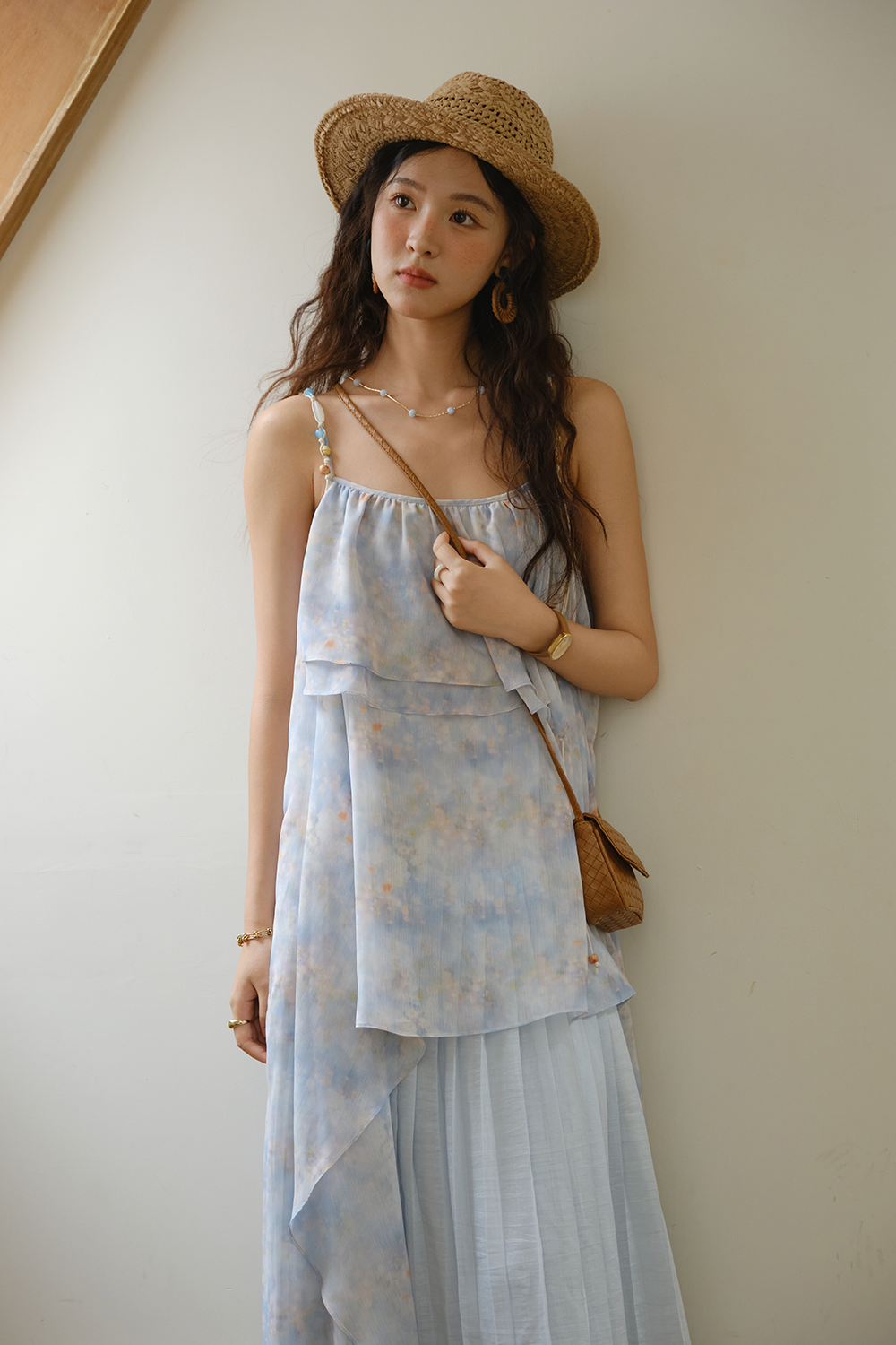 Gaun Tali Spaghetti untuk Wanita