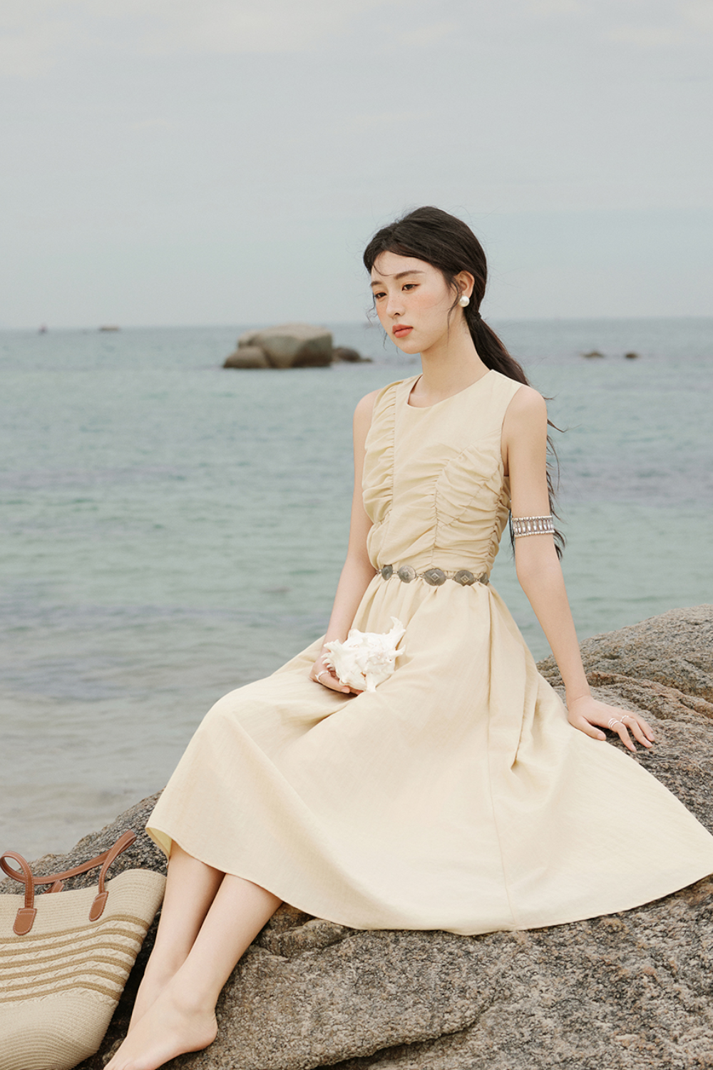 Gaun Tanpa Lengan Model A untuk Wanita