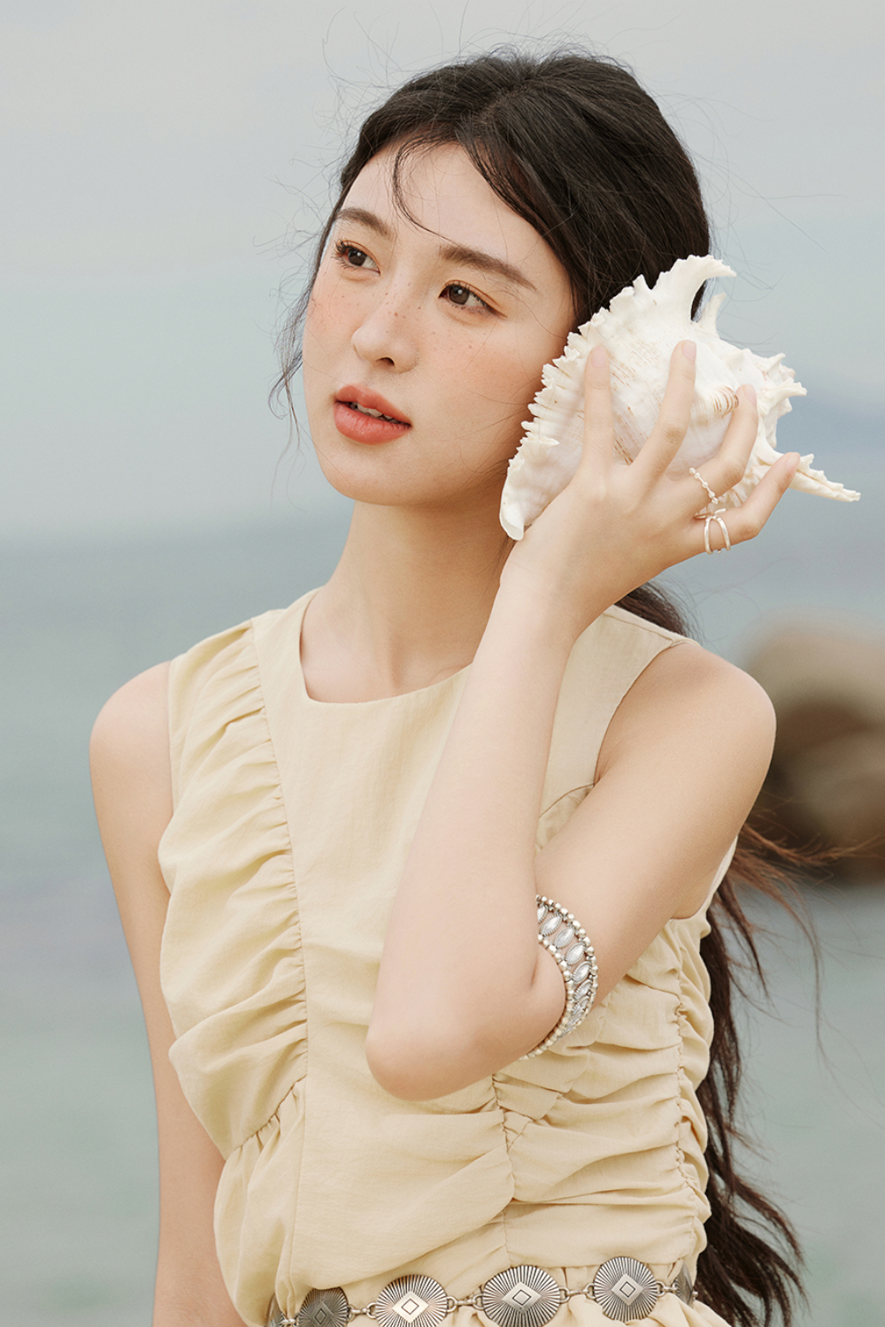 Gaun Tanpa Lengan Model A untuk Wanita