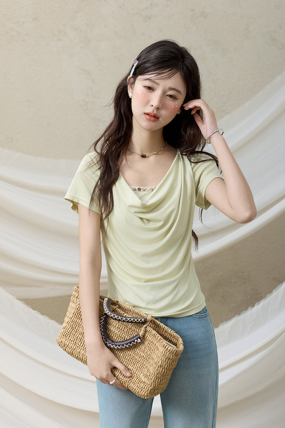 T-shirt untuk Wanita