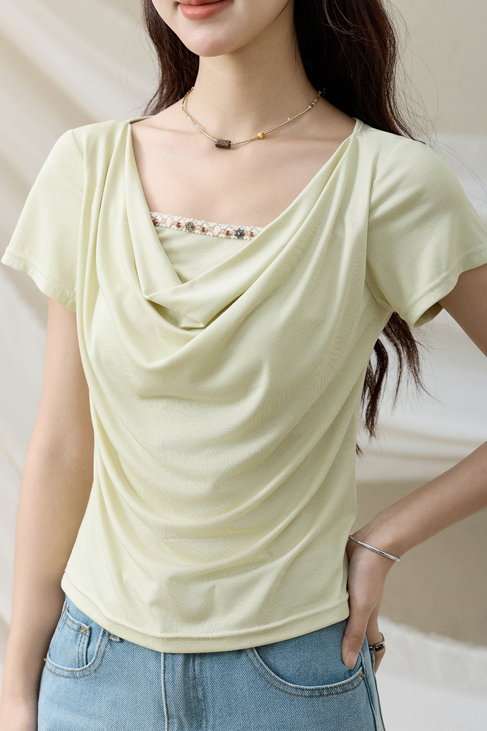 T-shirt untuk Wanita