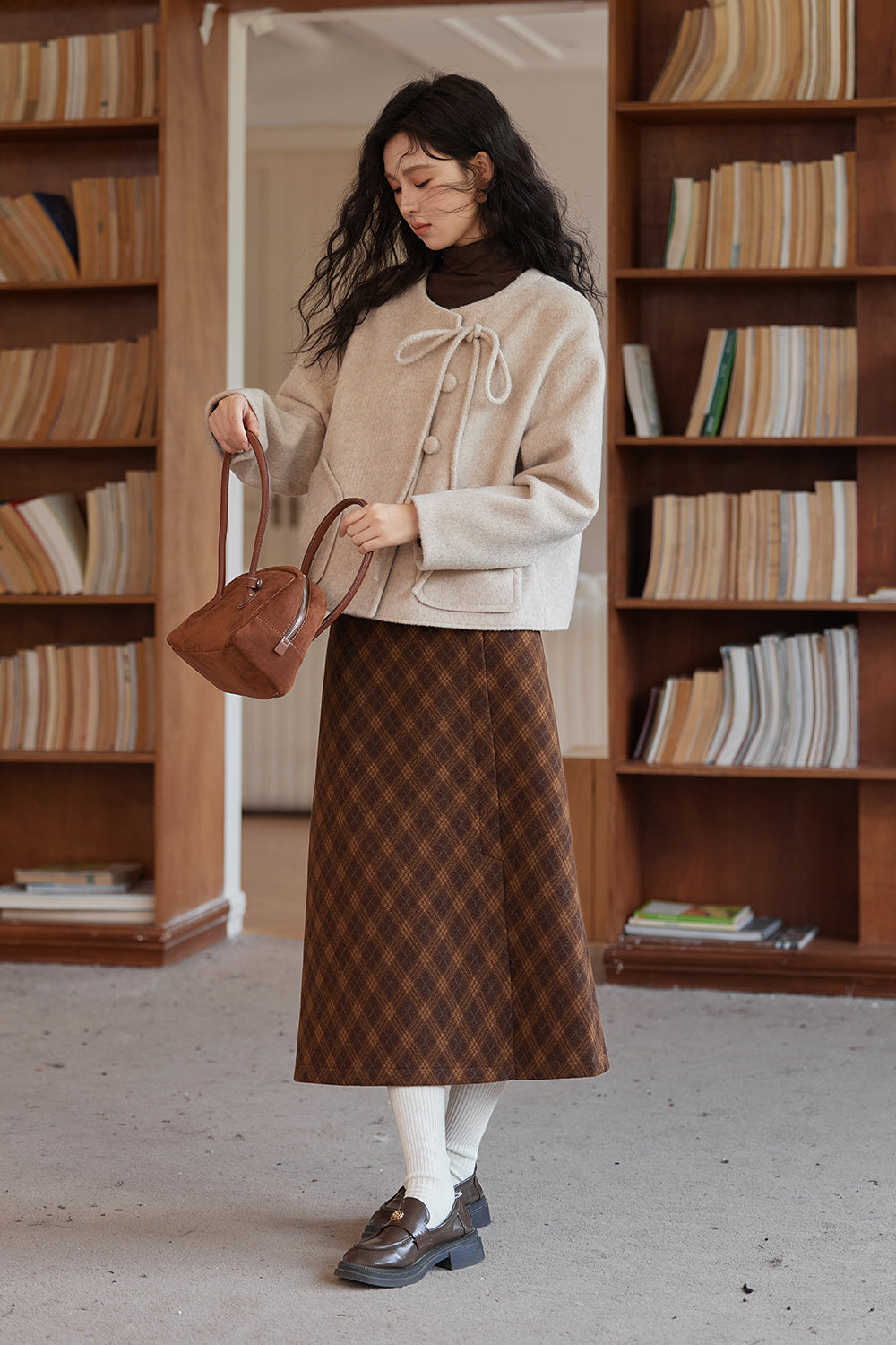 เสื้อโค้ทผ้าขนสัตว์สำหรับผู้หญิง