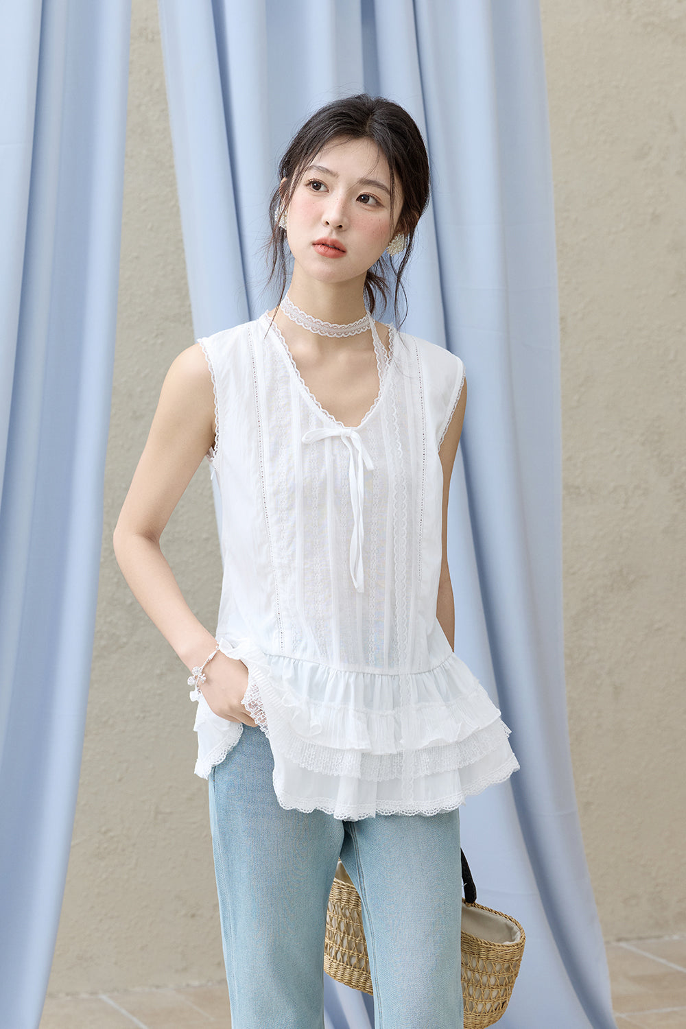 Sleeveless Blouses for Women