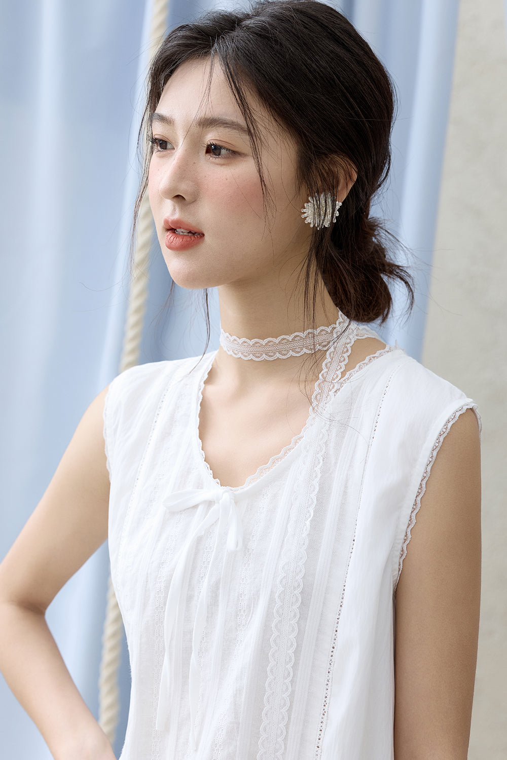 Sleeveless Blouses for Women