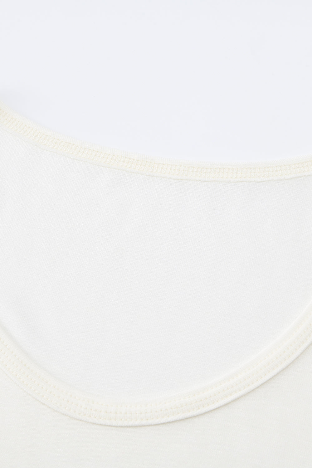 T-shirt for Women+Necklace