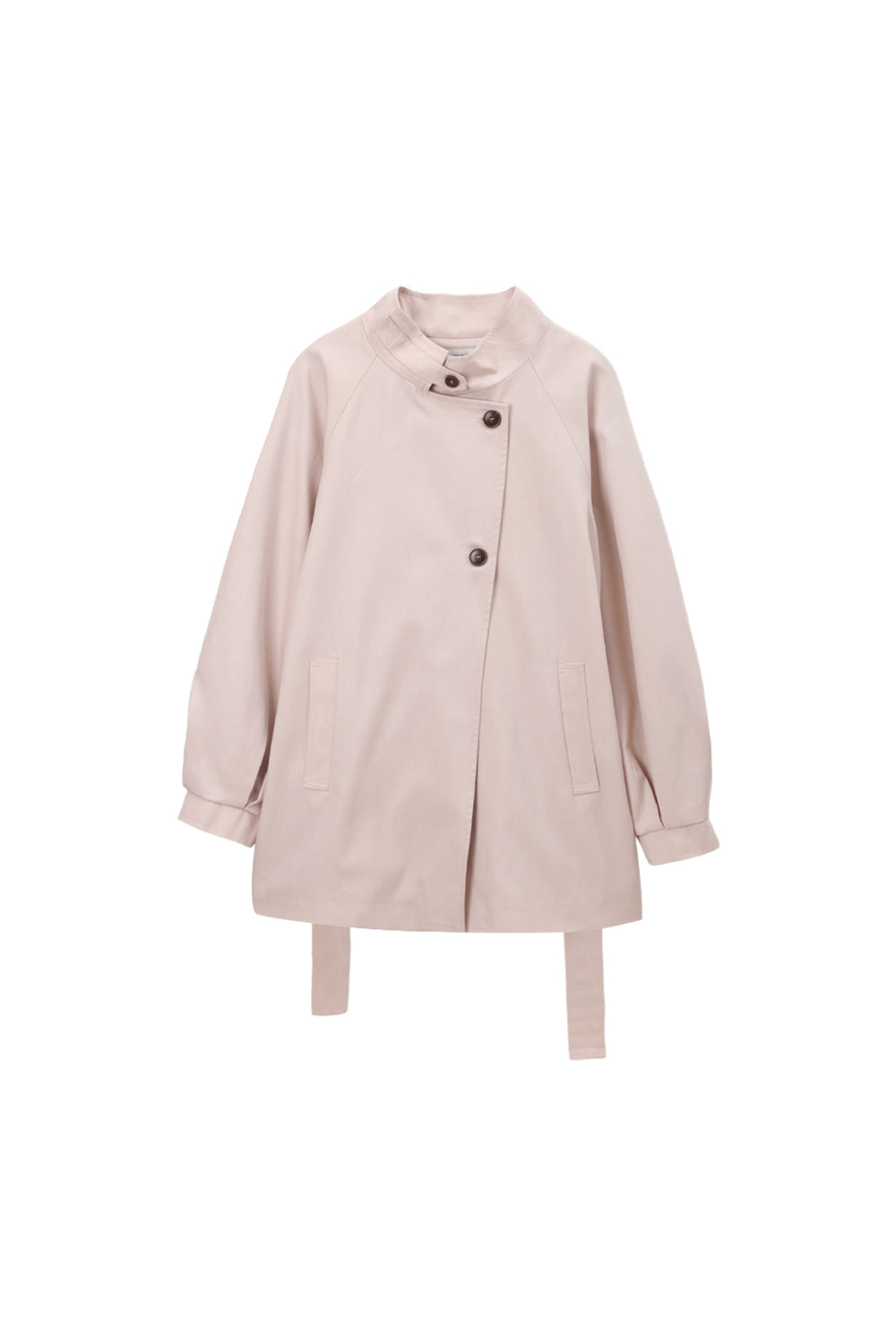 เสื้อโค้ทและผ้าคลุมไหล่จำหน่ายแยกต่างหาก