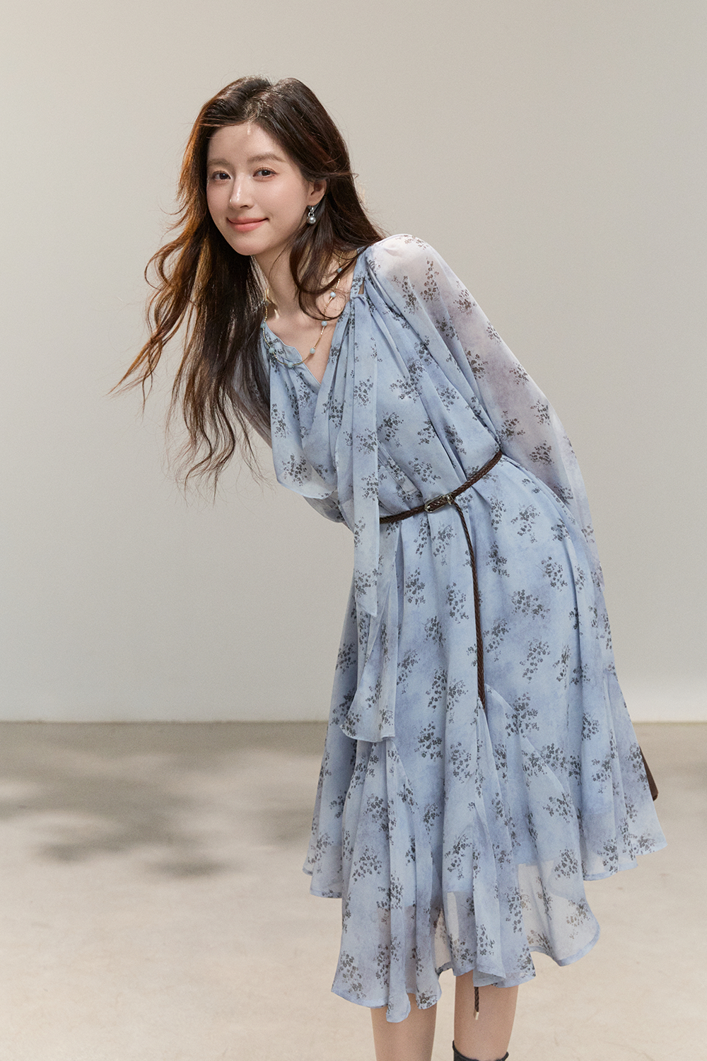 女士中長洋裝+腰帶