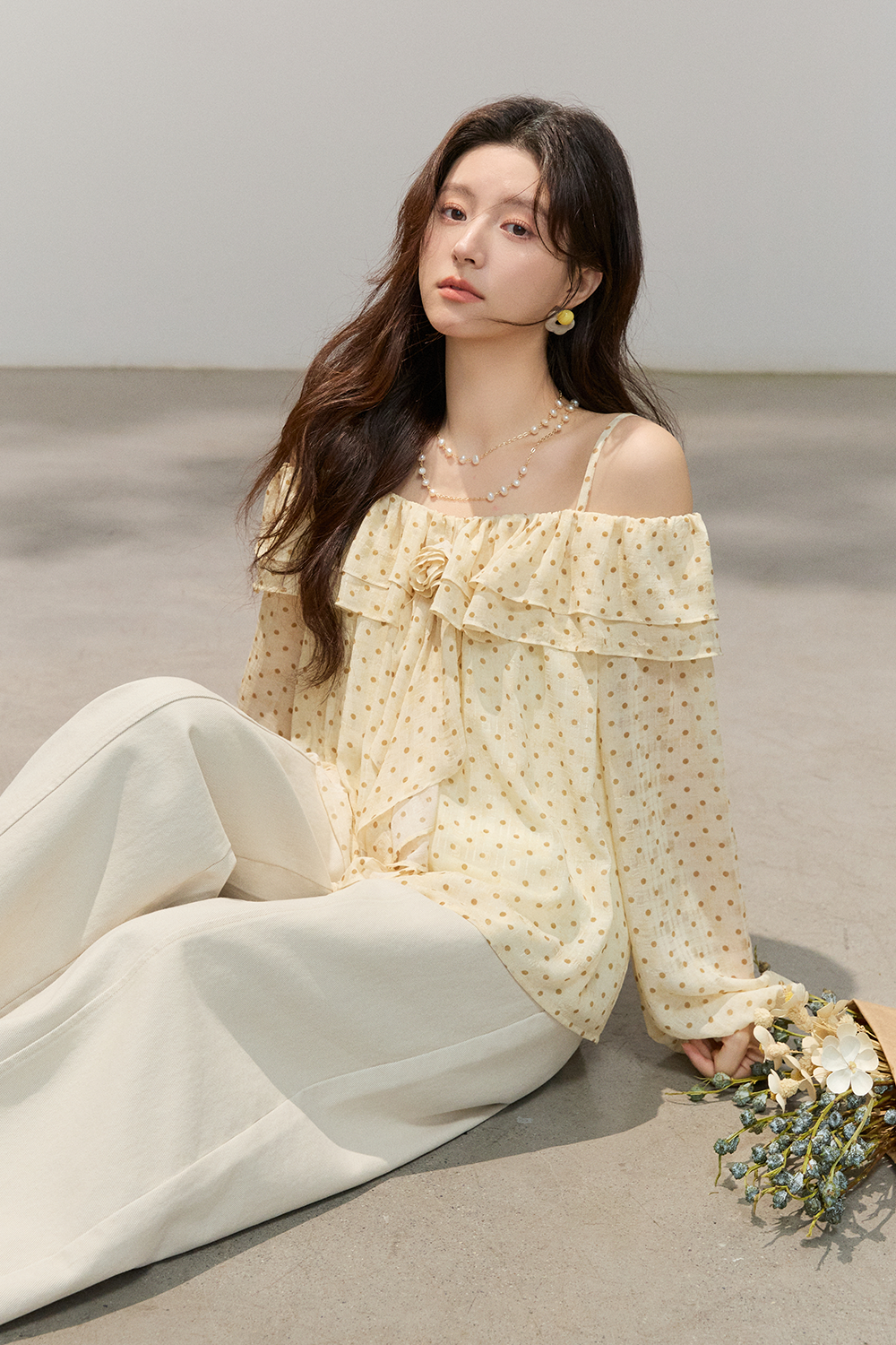 เสื้อเบลาส์สำหรับผู้หญิง