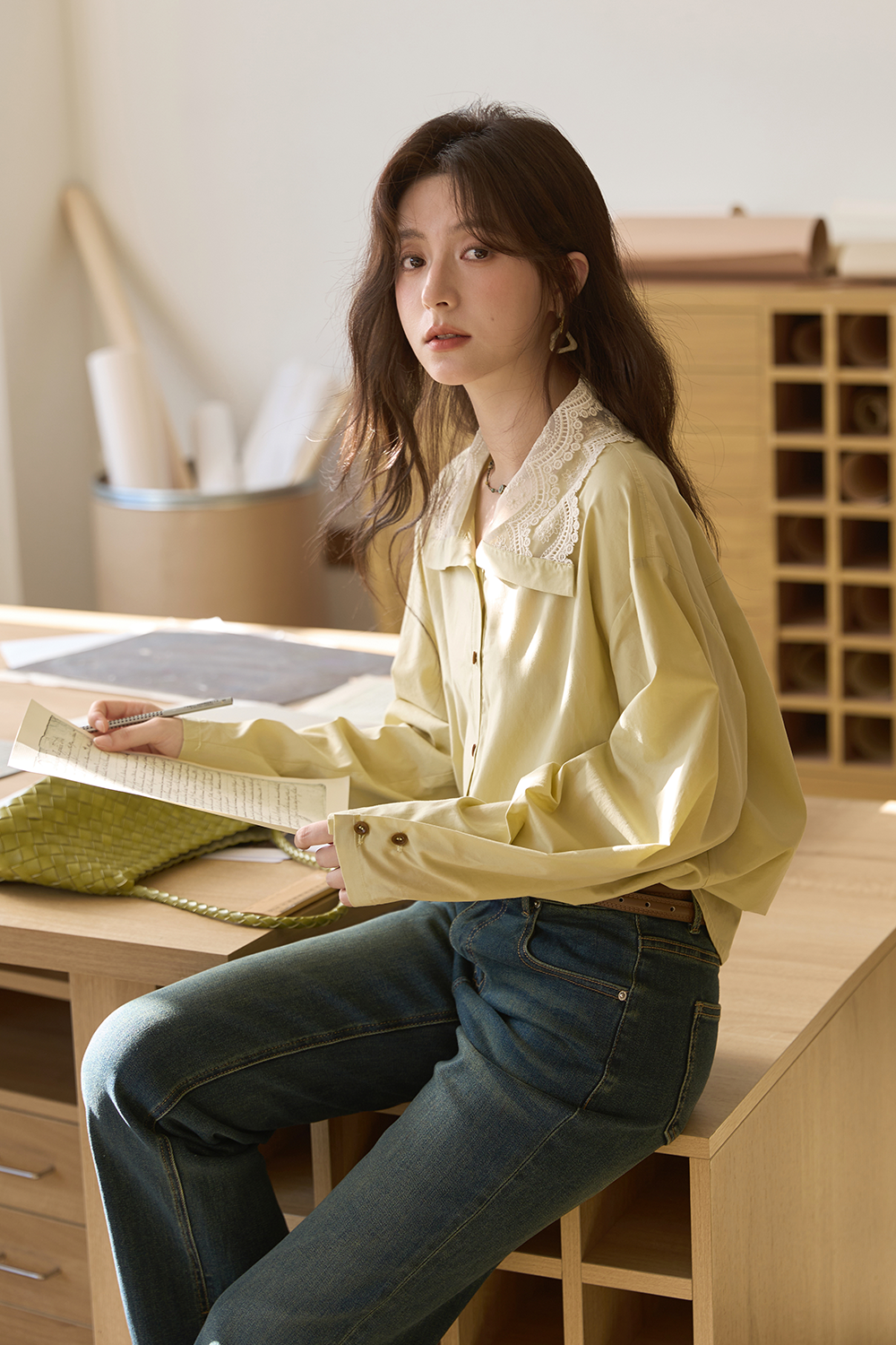 女性用シャツ