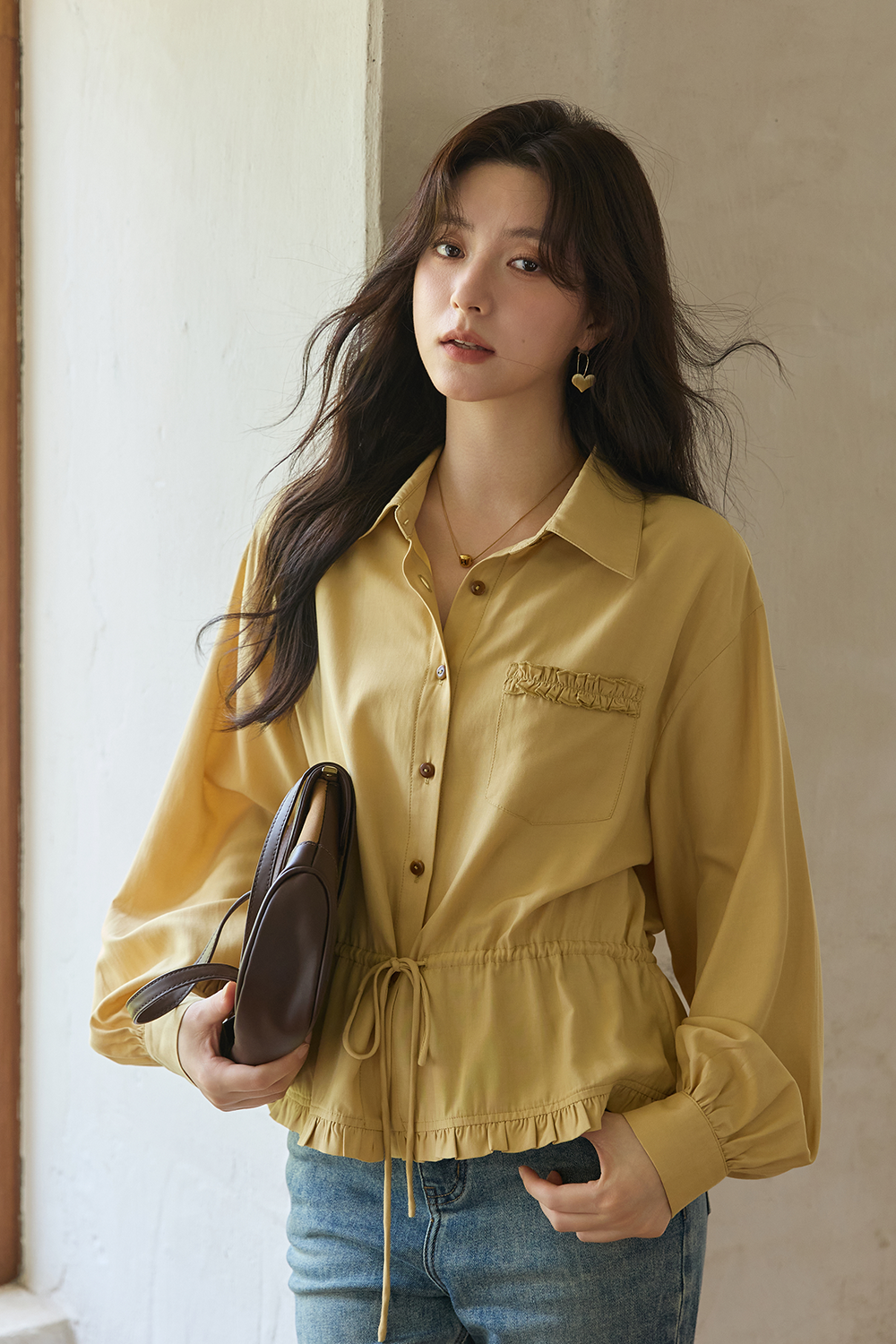 女性用シャツ