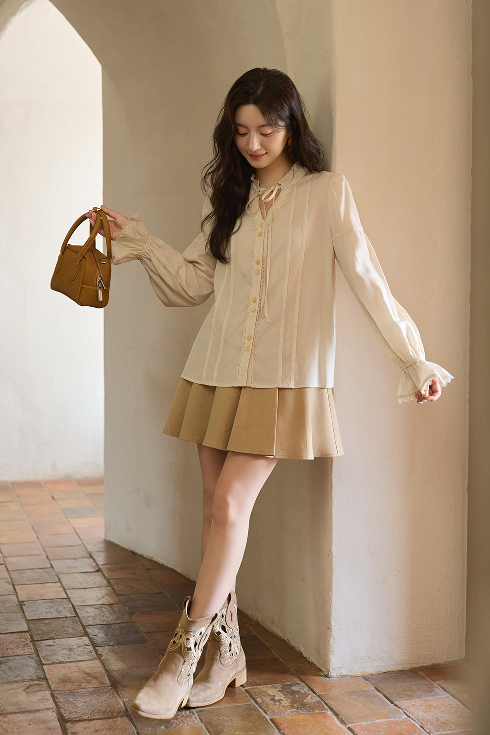 女性用シャツ