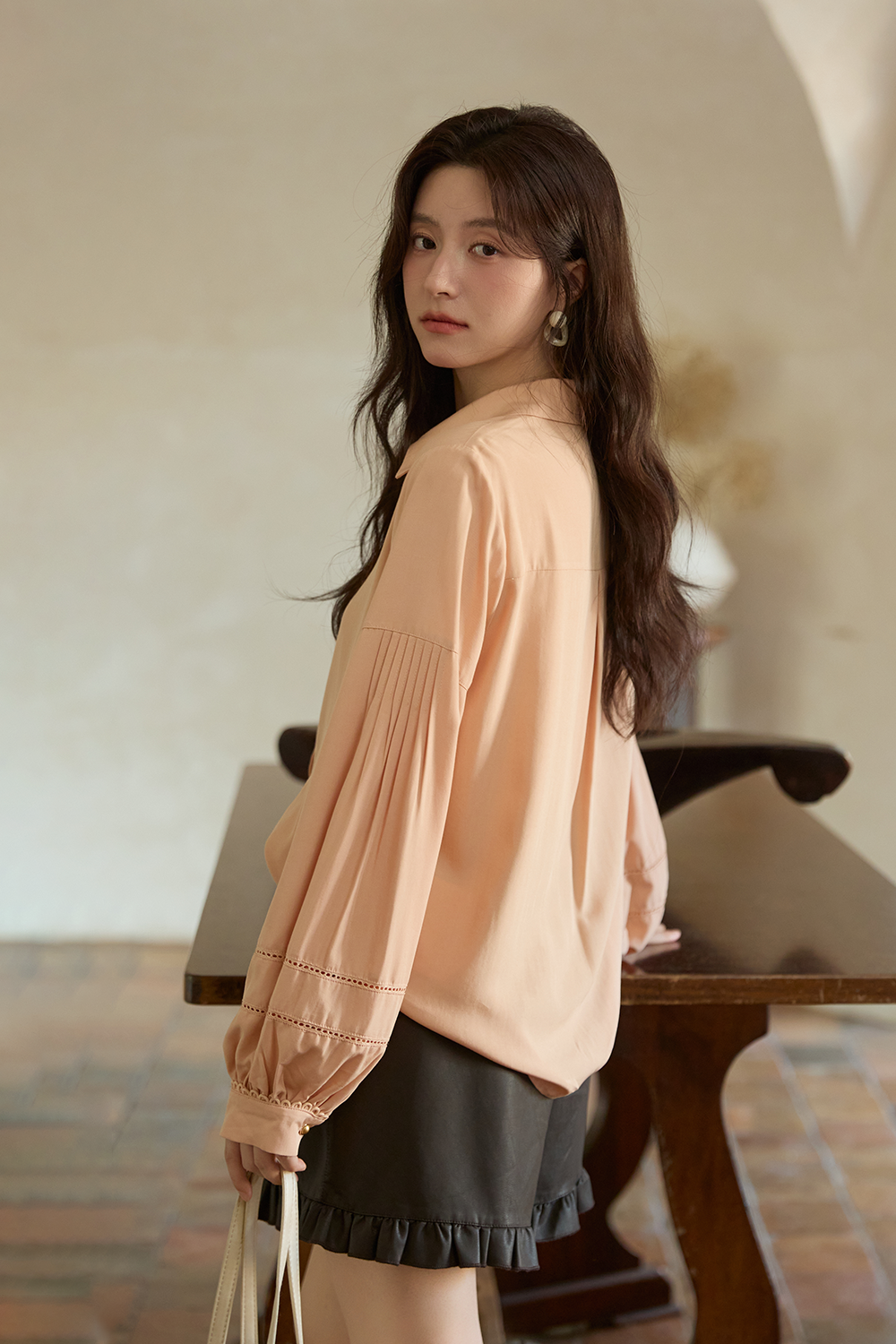 女性用シャツ