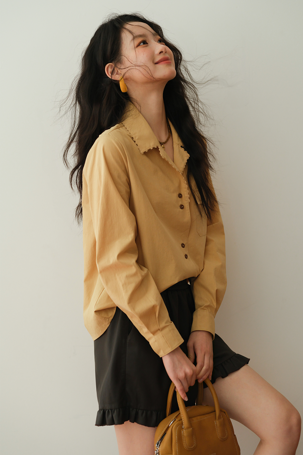 女性用シャツ