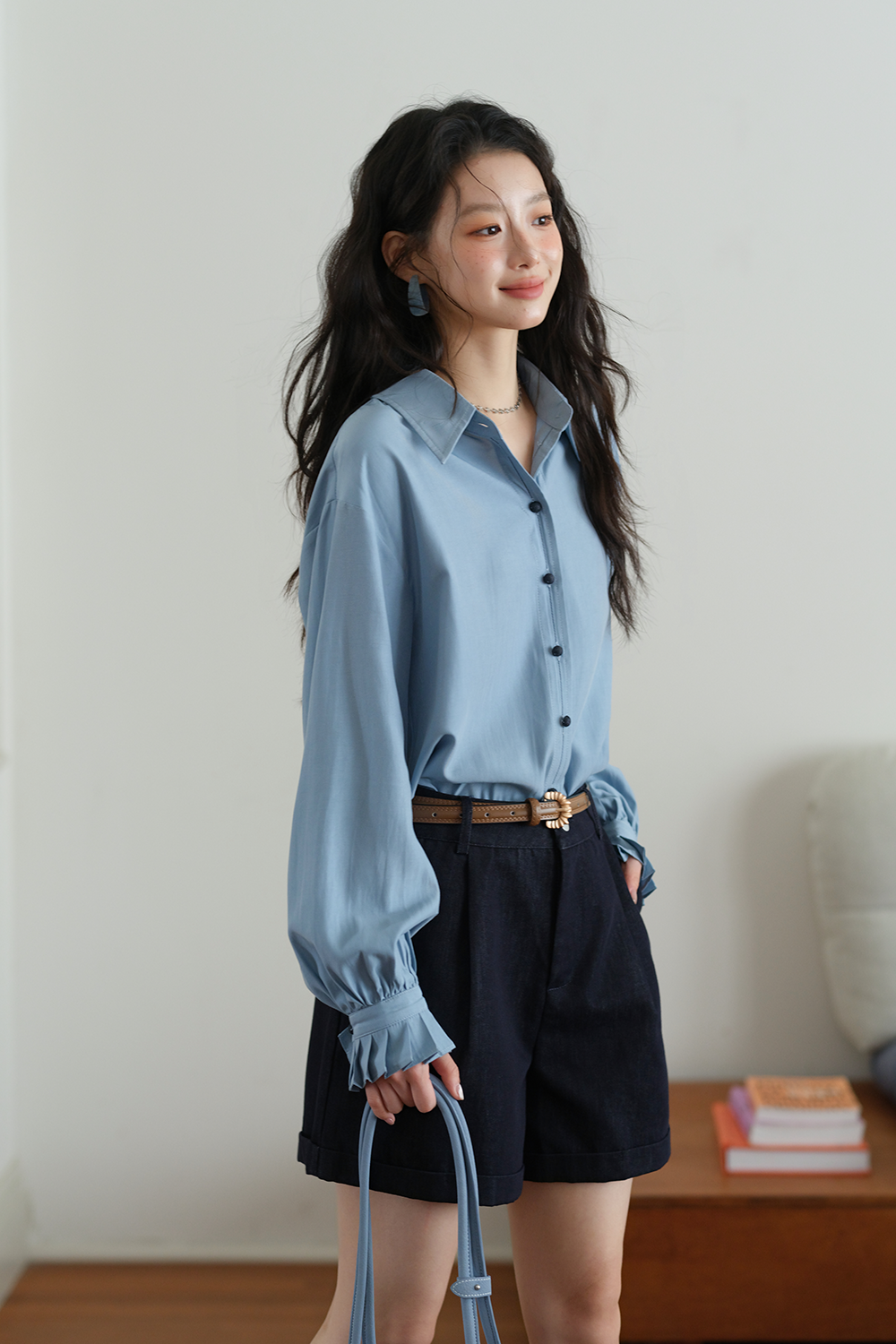 女性用シャツ
