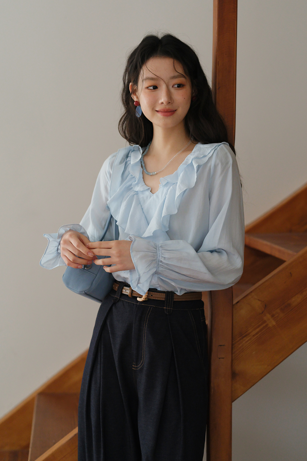 女性用シャツ